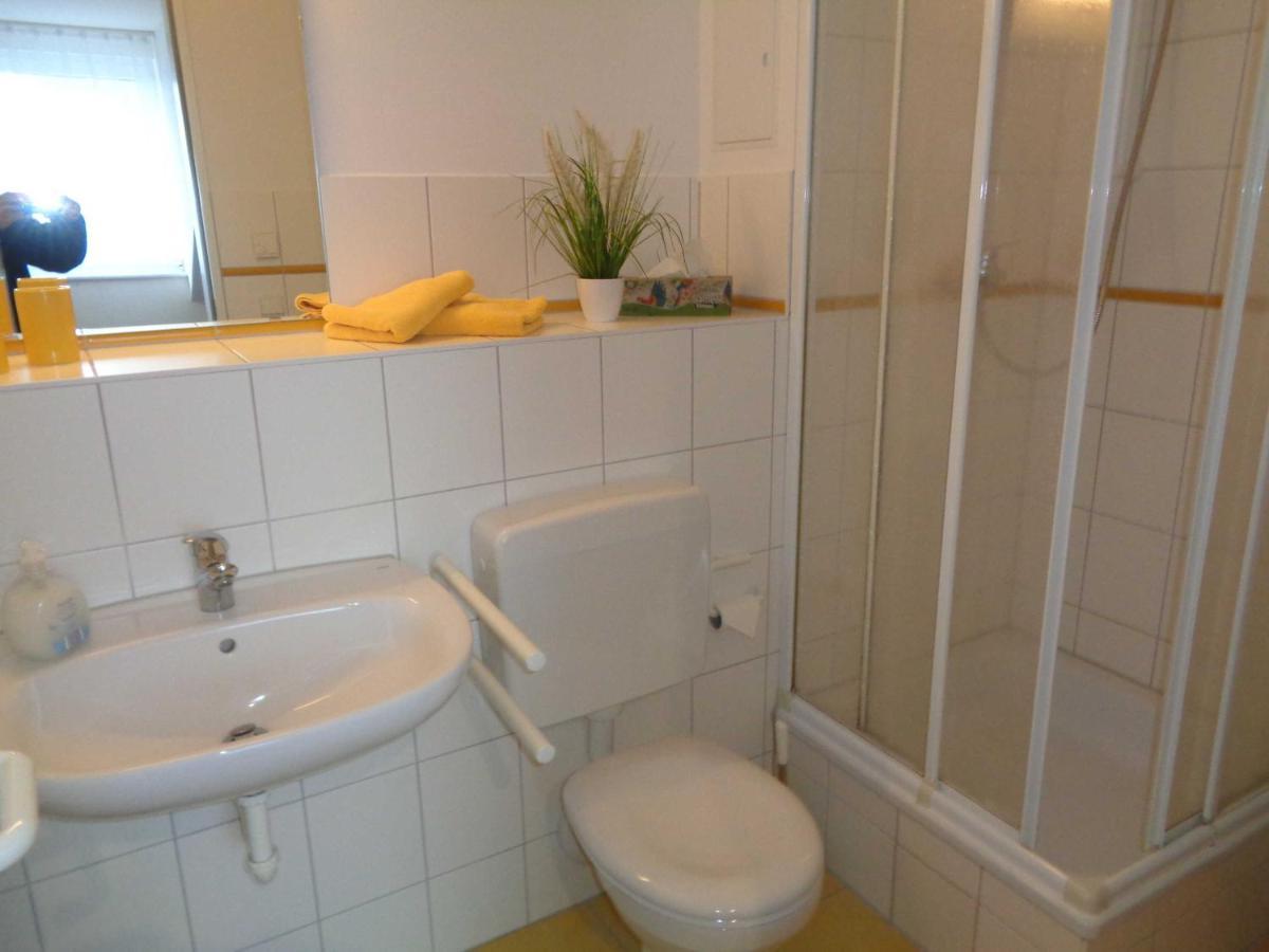 Hafenresidenz - Ferienwohnung 37 Wiek auf Rügen Extérieur photo
